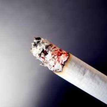 Fumatul duce la un declin mental mai rapid la bărbaţi decât la femei (studiu) Fumatul duce la un declin mental mai rapid la bărbaţi decât la femei (studiu)