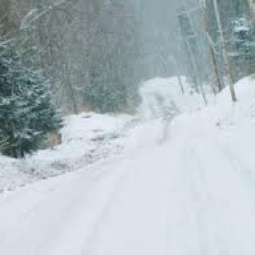Vizibilitate redusă în Pasul Prislop! Vizibilitate redusă în Pasul Prislop!