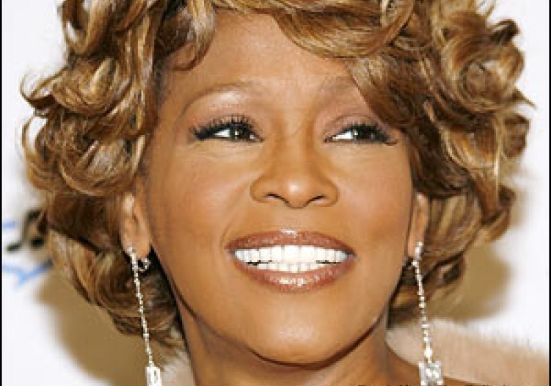 Whitney Houston va fi înmormântată vineri, în oraşul natal. Slujba, oficiată într-o sală polivalentă cu 18.000 de locuri