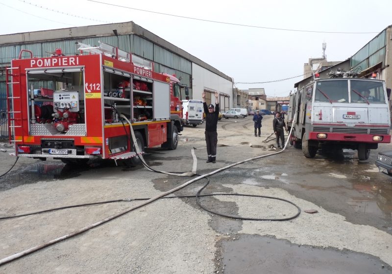 Baia Mare: Incendiu acoperiș pe platforma IMMUM din Baia Mare