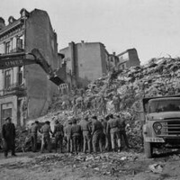35 de ani de la cutremurul din 4 martie 1977 (documentar)