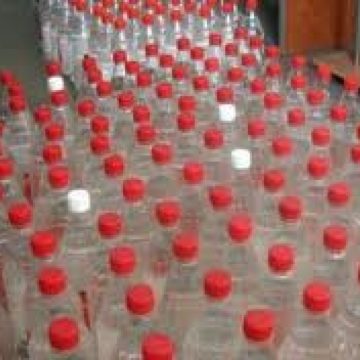 590 litri alcool, confiscaţi de inspectorii vamali din cadrul DJAOV Maramureş 590 litri alcool, confiscaţi de inspectorii vamali din cadrul DJAOV Maramureş