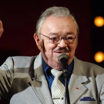 Starea actorului Ion Lucian este uşor ameliorată, dar rămâne la terapie intensivă Starea actorului Ion Lucian este uşor ameliorată, dar rămâne la terapie intensivă