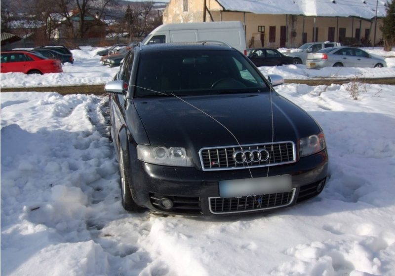 Maramureş: Autoturism  furat în valoare de 26.000 euro