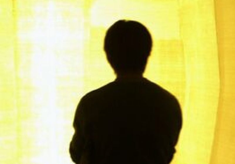 Cei care trăiesc singuri sunt mai predispuşi să sufere de depresie Cei care trăiesc singuri sunt mai predispuşi să sufere de depresie