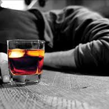 Distrugeri într-un local din Baia Mare pe fondul consumului de alcool Distrugeri într-un local din Baia Mare pe fondul consumului de alcool