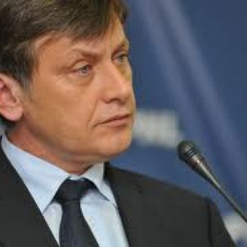 Gura Lumii spune că Daniel Constantin şi Crin Antonescu sunt aşteptaţi în Baia Mare