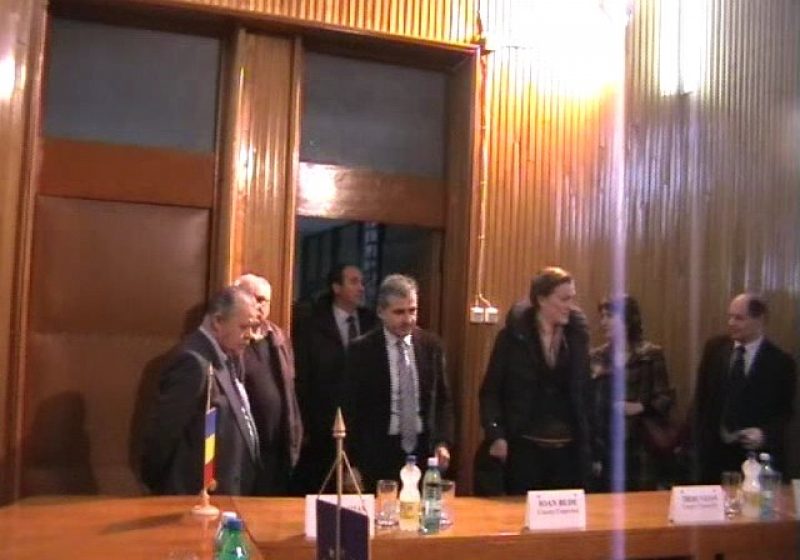 Baia Mare: O delegaţie din Sardinia a discutat cu autorităţile judeţene despre oportunităţile de colaborare
