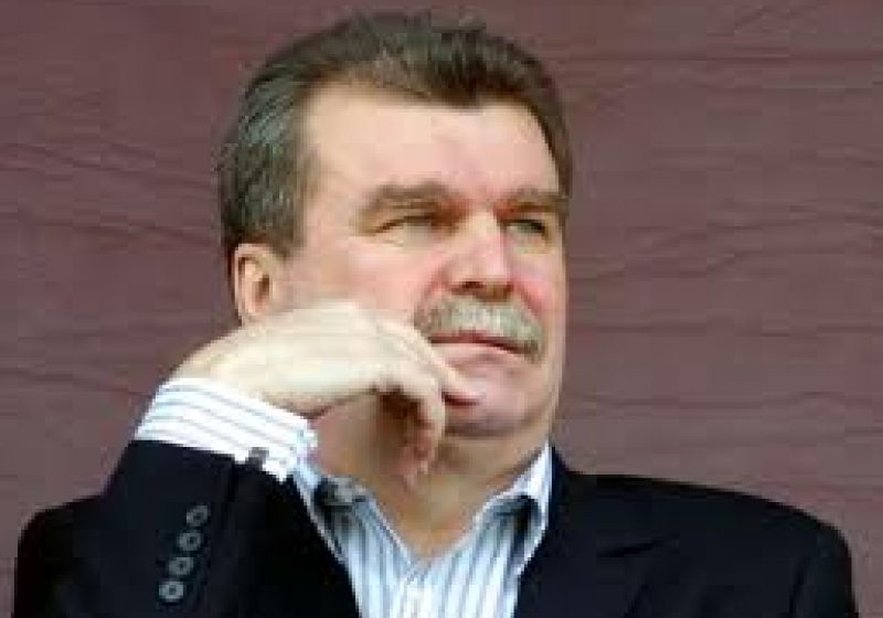 Dinu Gheorghe revine la Rapid în funcţia de administrator delegat