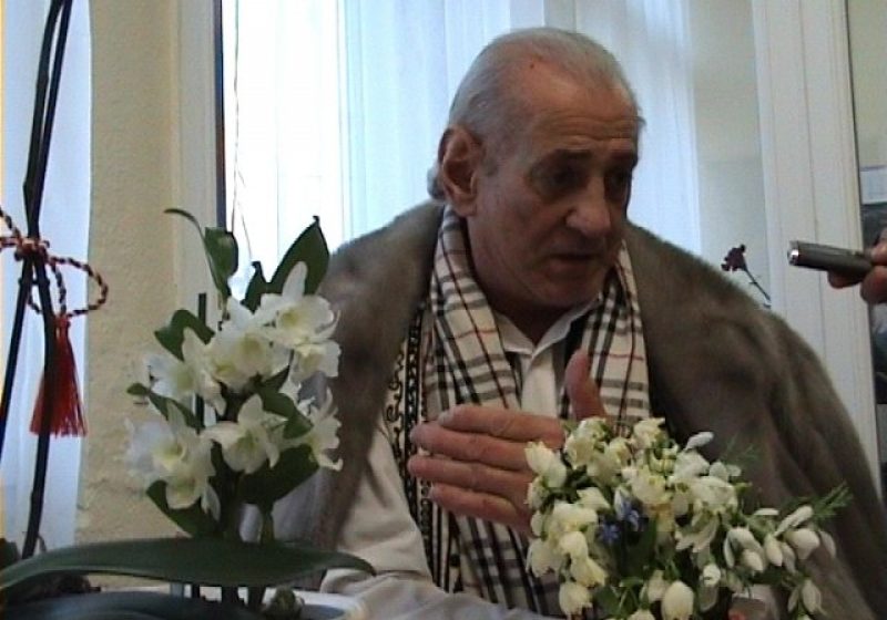 Baia Mare: Regele naiului, Gheorghe Zamfir, i-a recucerit pe maramureşeni cu doinele şi cântecele de voie bună Baia Mare: Regele naiului, Gheorghe Zamfir, i-a recucerit pe maramureşeni cu doinele şi cântecele de voie bună