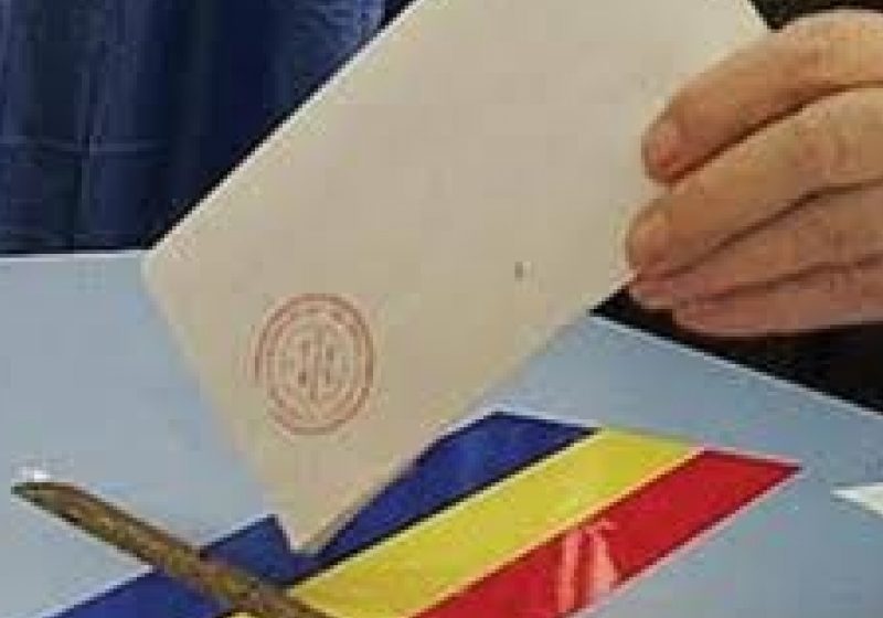 Guvernul obligă primarii să restituie banii de alegeri, atenţionând că nu le va mai alimenta bugetul Guvernul obligă primarii să restituie banii de alegeri, atenţionând că nu le va mai alimenta bugetul