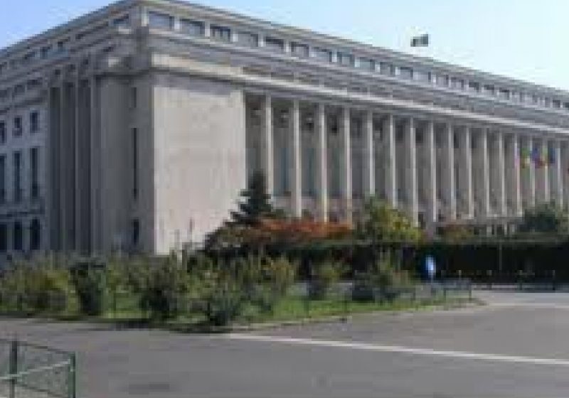 Guvernul opreşte practica amânării contractelor necâştigate "de cine trebuie", pentru banii UE