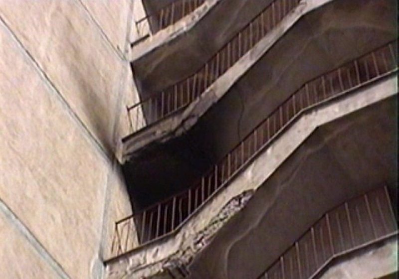 Baia Mare: Un incendiu a izbucnit în "blocul avocaţilor" din zona Palatului de Justiţie Baia Mare: Un incendiu a izbucnit în "blocul avocaţilor" din zona Palatului de Justiţie
