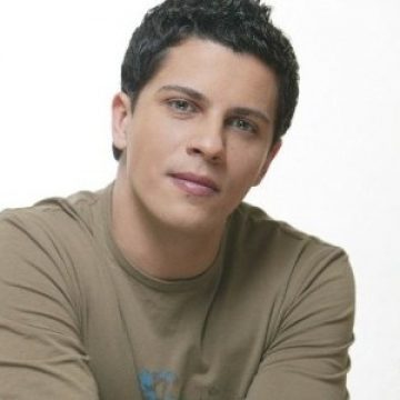 EUROVISION 2012: Lucian Viziru a depus plângere la DNA privind preselecţia. EUROVISION 2012: Lucian Viziru a depus plângere la DNA privind preselecţia.