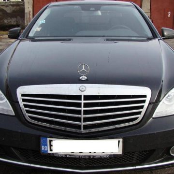 Maşină de lux furat din Italia, descoperita în Satu Mare