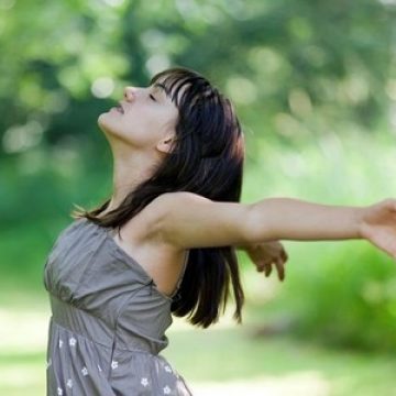 Meditaţia poate să îi ajute pe bolnavii de cancer