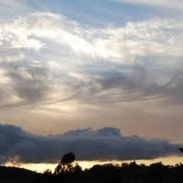 Meteorologii anunţă în continuare vreme caldă în Maramureş Meteorologii anunţă în continuare vreme caldă în Maramureş