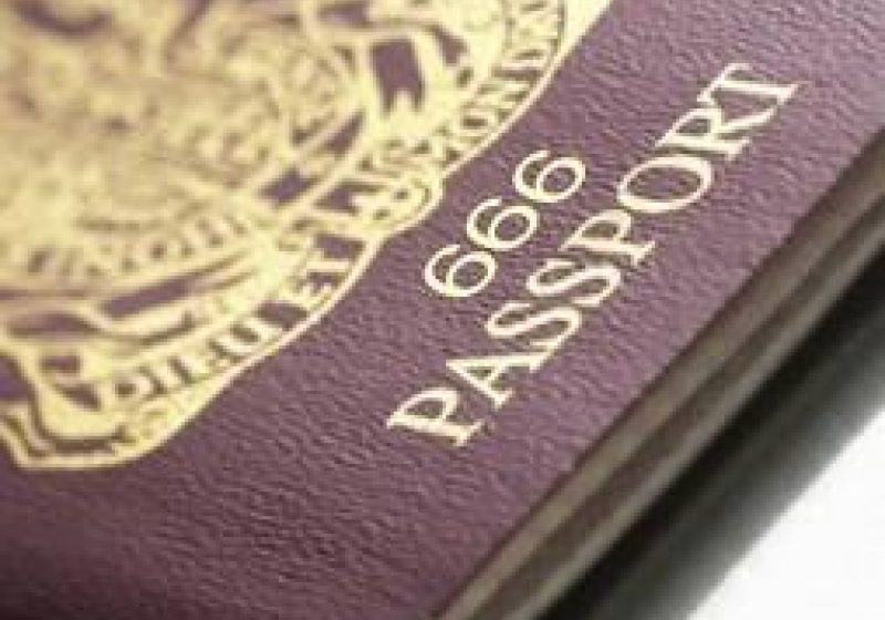 Paşapoartele biometrice verificate printr-un sistem automat de control