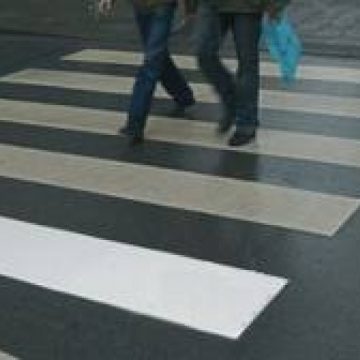 SIGHET: Pieton accidentat de un taximetrist