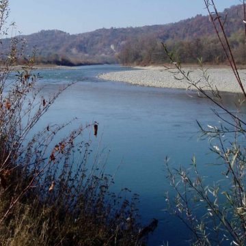 A fost identificat cadavrul unui tânăr înecat, găsit pe malul românesc al Tisei