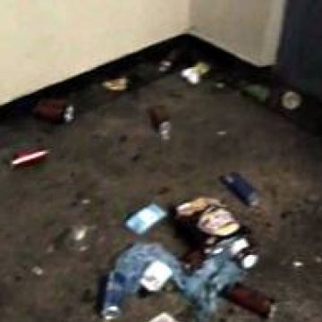 Scandal pe casa scărilor în miez de noapte