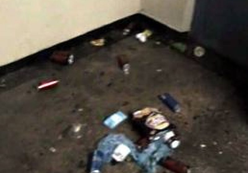 Scandal pe casa scărilor în miez de noapte