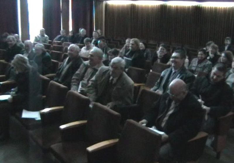 Baia Mare: Adeverinţele "năstruşnice" le dau de furcă secretarilor unităţilor administrativ teritoriale din judeţ Baia Mare: Adeverinţele "năstruşnice" le dau de furcă secretarilor unităţilor administrativ teritoriale din judeţ