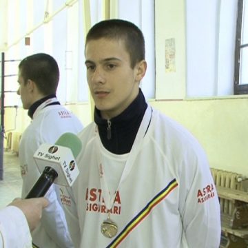 SIGHET: Gabriel Axeniuc medaliat cu aur la aruncarea cu suliţa