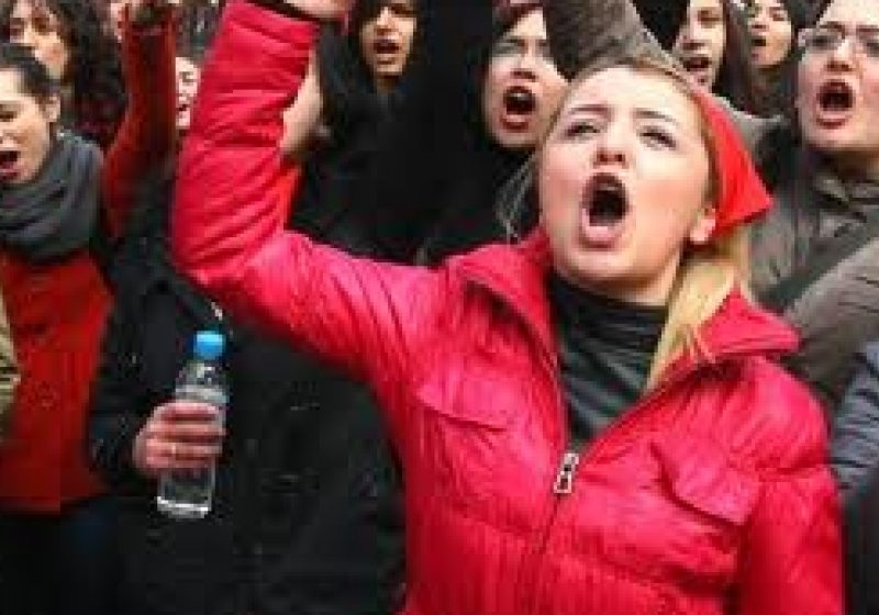 Zeci de mii de persoane au manifestat în Spania împotriva reformei muncii