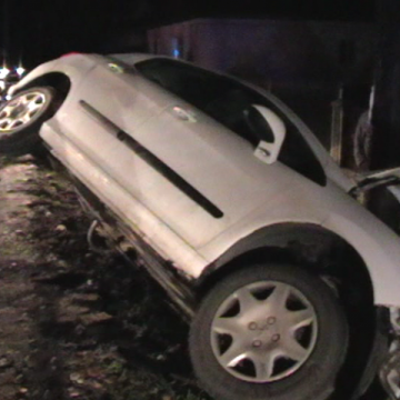 Baia Mare: Accident grav de circulaţie, cu două persoane încarcerate, în această dimineaţă, pe DN 1C Baia Mare: Accident grav de circulaţie, cu două persoane încarcerate, în această dimineaţă, pe DN 1C