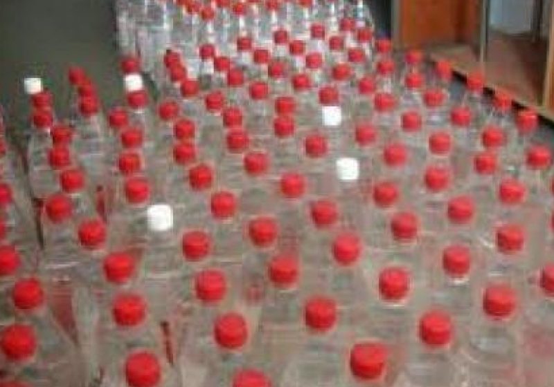 520 litri alcool confiscaţi de poliţişti