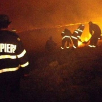 Baia Mare: Un bărbat a provocat un incendiu după ce oala de pe un reşou improvizat a luat foc. Băimăreanul a fugit apoi de acasă Baia Mare: Un bărbat a provocat un incendiu după ce oala de pe un reşou improvizat a luat foc. Băimăreanul a fugit apoi de acasă