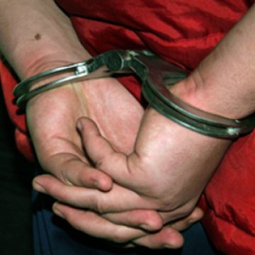 Doi tineri lăpuşeni anchetaţi pentru săvârşirea unui furt cu prejudiciu de 10.000 lei Doi tineri lăpuşeni anchetaţi pentru săvârşirea unui furt cu prejudiciu de 10.000 lei
