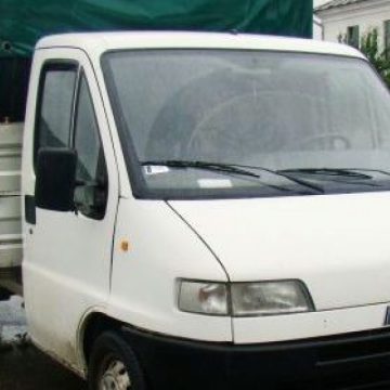 Autoutilitară furată din Ungaria, descoperită la Satu Mare Autoutilitară furată din Ungaria, descoperită la Satu Mare