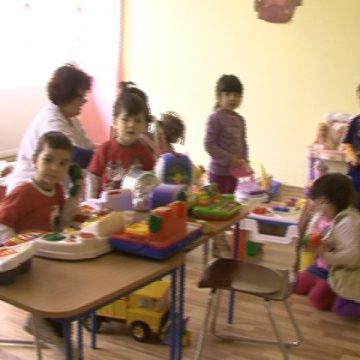 SIGHET: Copiii de la creşa Piticot vor învăţa limba engleză SIGHET: Copiii de la creşa Piticot vor învăţa limba engleză
