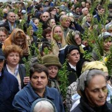 Aproape 1,5 milioane de români îşi sărbătoresc onomastica de Florii