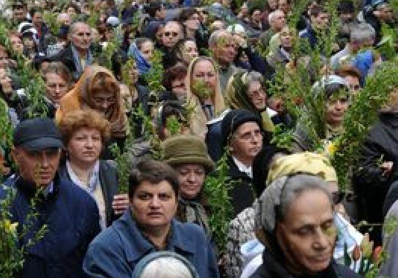 Aproape 1,5 milioane de români îşi sărbătoresc onomastica de Florii