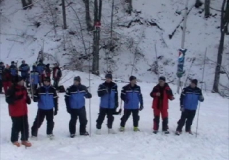 Jandarmii montani din Cavnic, vizitaţi de elevi