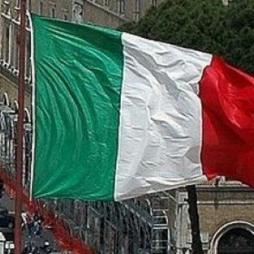 Manifestaţii la Roma pe fondul sinuciderilor cauzate de criza economică Manifestaţii la Roma pe fondul sinuciderilor cauzate de criza economică
