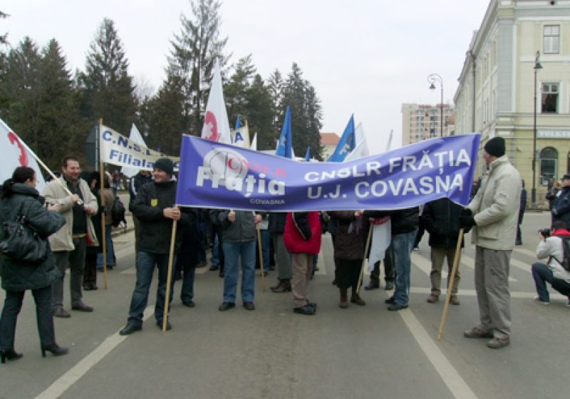 Baia Mare: Aproximativ 1.800 de cadre medicale din Maramureş sunt de acord cu organizarea unor acţiuni sindicale Baia Mare: Aproximativ 1.800 de cadre medicale din Maramureş sunt de acord cu organizarea unor acţiuni sindicale