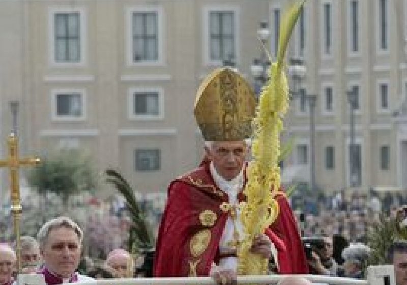 Papa sărbătoreşte Duminica Floriilor