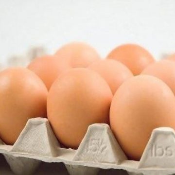 Preţul ouălor la producători a scăzut cu 18 procente faţă de finele lunii februarie 2012