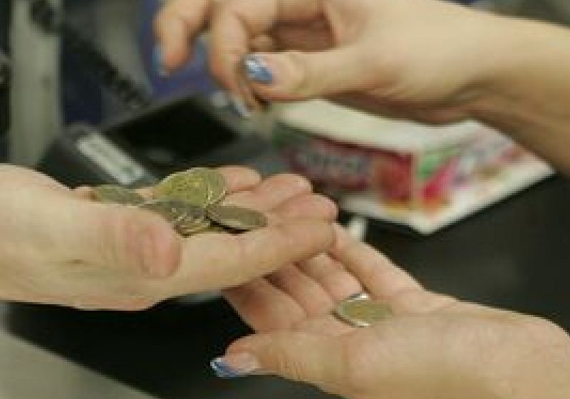 SAR: România şi-a actualizat preţurile la cele practicate în UE deşi salariile sunt mai mici