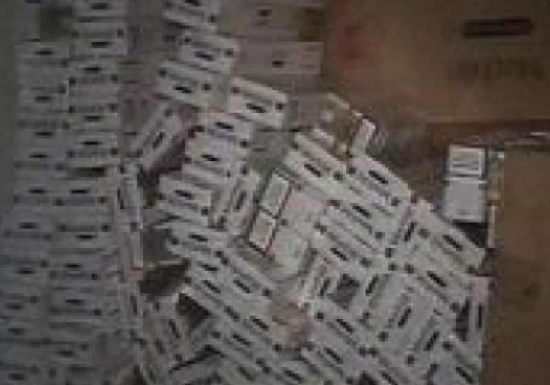 10.000 pachete de ţigări de contrabandă confiscate 10.000 pachete de ţigări de contrabandă confiscate