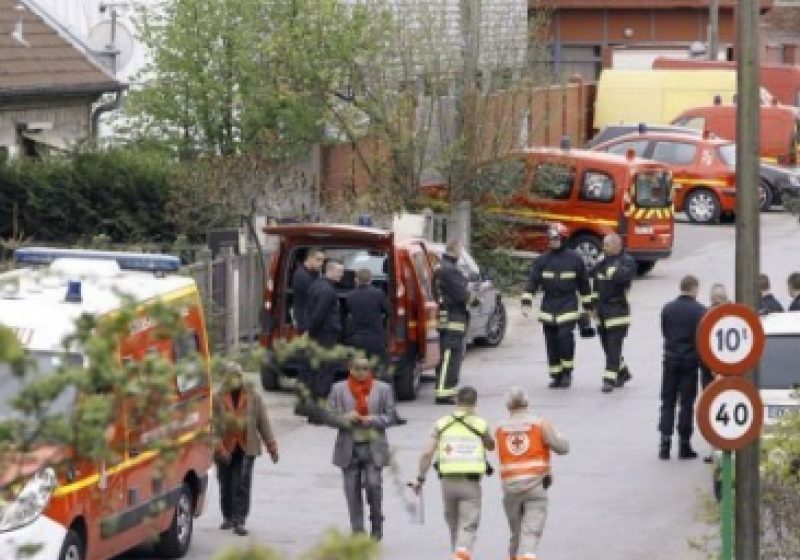 Tragedie într-un lăcaş de cult din Stains, Franţa Tragedie într-un lăcaş de cult din Stains, Franţa