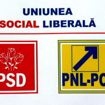Uniunea Social Liberală a depus în urmă cu puţin timp prima moţiune de cenzură împotriva cabinetului Ungureanu Uniunea Social Liberală a depus în urmă cu puţin timp prima moţiune de cenzură împotriva cabinetului Ungureanu