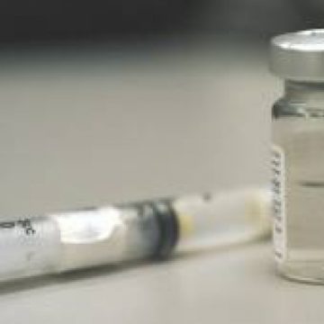 Un vaccin contra astmului alergic a generat rezultate promiţătoare în Franţa Un vaccin contra astmului alergic a generat rezultate promiţătoare în Franţa