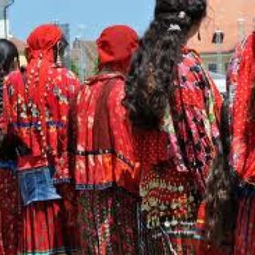 SIGHET: Ziua internaţională a rromilor sărbătorită de comunitatea sigheteană