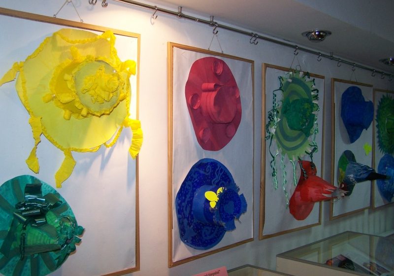 Baia Mare: Expoziţie de pălării la Biblioteca Judeţeană Baia Mare: Expoziţie de pălării la Biblioteca Judeţeană