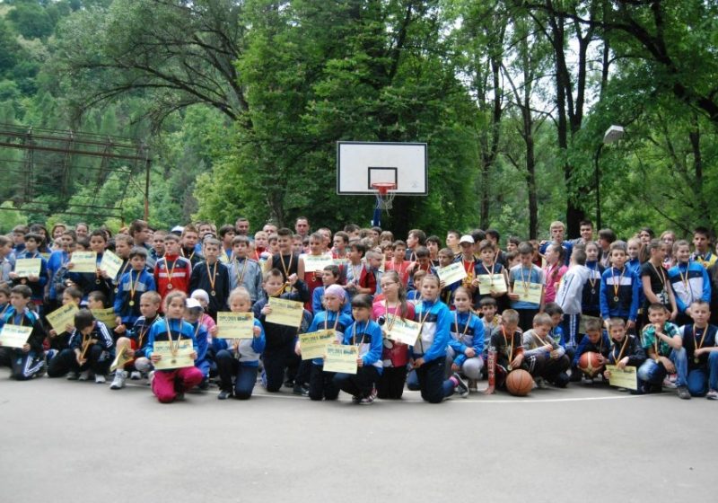 SIGHET: 250 de copii la concursul de Street Ball SIGHET: 250 de copii la concursul de Street Ball